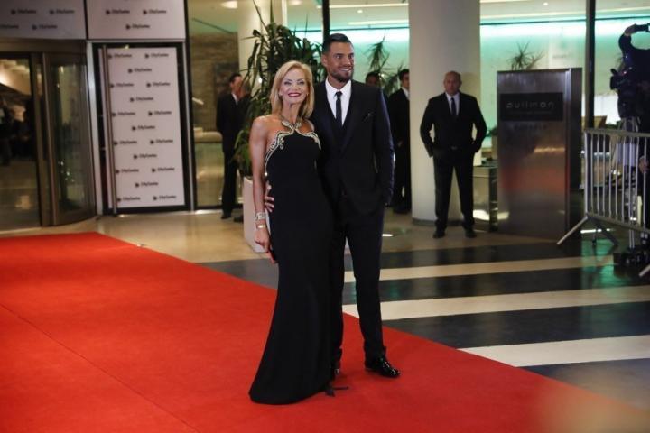 Ο Μέσι παντρεύτηκε τον παιδικό του έρωτα και λιώστε άφοβα Ο Μέσι παντρεύτηκε τον παιδικό του έρωτα και λιώστε άφοβα