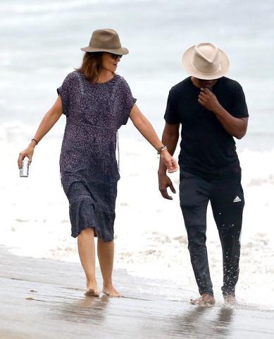 Οι φωτογραφίες μίλησαν: Επιβεβαιώθηκε η σχέση της Katie Holmes και του Jamie Foxx Οι φωτογραφίες μίλησαν: Επιβεβαιώθηκε η σχέση της Katie Holmes και του Jamie Foxx