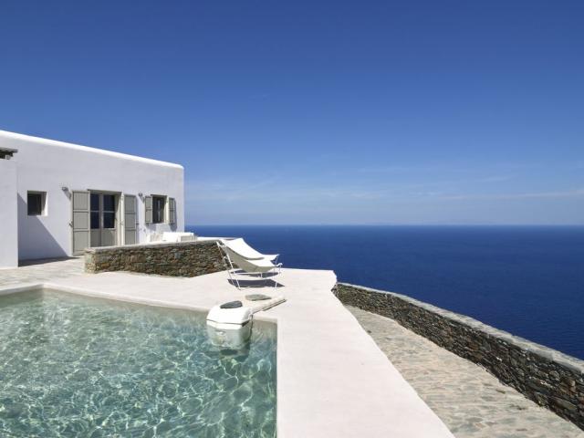 Το σπίτι στη Φολέγανδρο που λάτρεψαν μέχρι και οι Financial Times Το σπίτι στη Φολέγανδρο που λάτρεψαν μέχρι και οι Financial Times