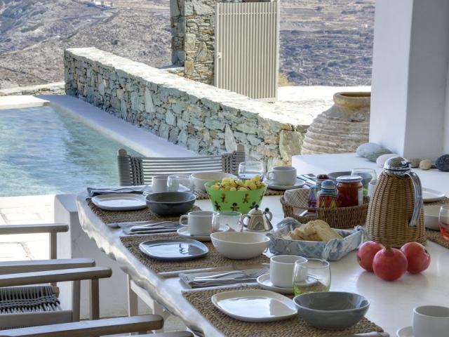 Το σπίτι στη Φολέγανδρο που λάτρεψαν μέχρι και οι Financial Times Το σπίτι στη Φολέγανδρο που λάτρεψαν μέχρι και οι Financial Times