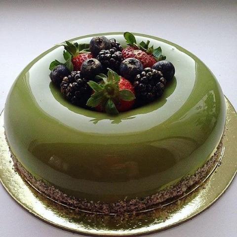 Mirror Cakes: Η επόμενη τάση στα birthday cakes Mirror Cakes: Η επόμενη τάση στα birthday cakes