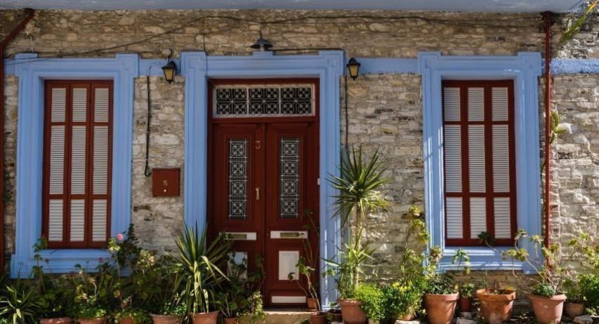 Το Λευκαρίτικο κέντημα Το Λευκαρίτικο κέντημα