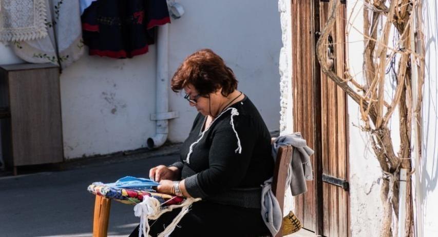 Το Λευκαρίτικο κέντημα Το Λευκαρίτικο κέντημα