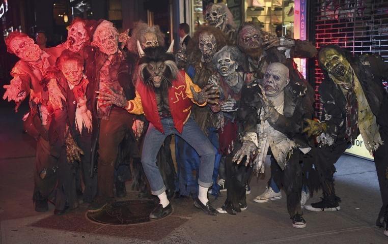 Η Heidi Klum ξέρει τι σημαίνει Halloween και μας αφήνει άφωνους Η Heidi Klum ξέρει τι σημαίνει Halloween και μας αφήνει άφωνους