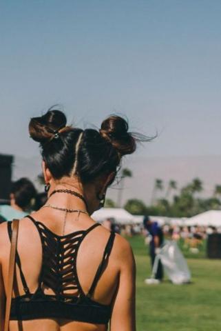 Coachella inspo: Τα πιο bohemian χτενίσματα που μπορείς να δοκιμάσεις Coachella inspo: Τα πιο bohemian χτενίσματα που μπορείς να δοκιμάσεις