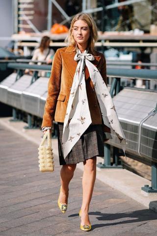 Η τσάντα που μοιάζει με κόσμημα και έχει ξετρελάνει όλα τα It Girls Η τσάντα που μοιάζει με κόσμημα και έχει ξετρελάνει όλα τα It Girls