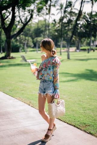 Ήρθε η ώρα να φορέσεις το denim σορτσάκι σου Ήρθε η ώρα να φορέσεις το denim σορτσάκι σου