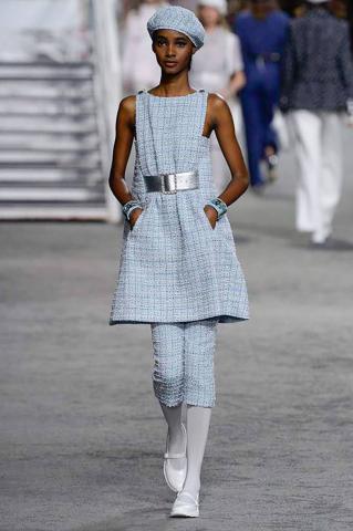 Ο οίκος Chanel δημιούργησε ένα ολόκληρο κρουαζιερόπλοιο αυτή τη φορά για την Cruise 2019 Ο οίκος Chanel δημιούργησε ένα ολόκληρο κρουαζιερόπλοιο αυτή τη φορά για την Cruise 2019