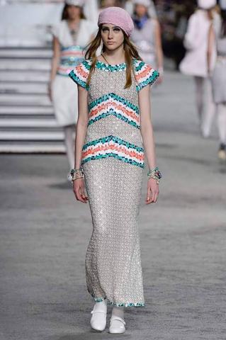 Ο οίκος Chanel δημιούργησε ένα ολόκληρο κρουαζιερόπλοιο αυτή τη φορά για την Cruise 2019 Ο οίκος Chanel δημιούργησε ένα ολόκληρο κρουαζιερόπλοιο αυτή τη φορά για την Cruise 2019