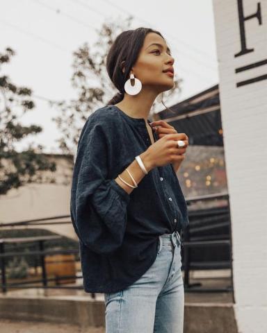 Τα σκουλαρίκια που χρειάζεσαι για ένα άψογο summer look Τα σκουλαρίκια που χρειάζεσαι για ένα άψογο summer look