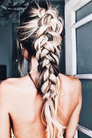 Hair inspo: Εύκολα χτενίσματα για να υποδεχθείς τον Ιούνιο Hair inspo: Εύκολα χτενίσματα για να υποδεχθείς τον Ιούνιο