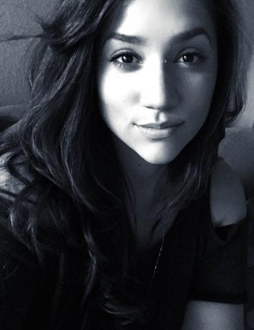 Η εντυπωσιακή ομοιότητα ενός plus size μοντέλου με τη Meghan Markle  Η εντυπωσιακή ομοιότητα ενός plus size μοντέλου με τη Meghan Markle