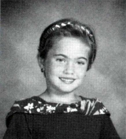 Megan Fox: Πριν τη διασημότητα ήταν εντελώς το κορίτσι της διπλανής πόρτας Megan Fox: Πριν τη διασημότητα ήταν εντελώς το κορίτσι της διπλανής πόρτας