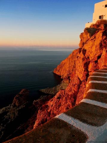 Η Φολέγανδρος με τον low profile χαρακτήρα και την ακατέργαστη ομορφιά Η Φολέγανδρος με τον low profile χαρακτήρα και την ακατέργαστη ομορφιά