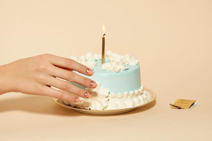 Bridal μανικιούρ για τις πιο κομψές νύφες του καλοκαιριού Bridal μανικιούρ για τις πιο κομψές νύφες του καλοκαιριού