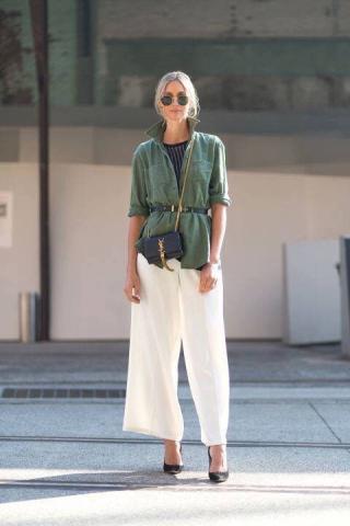 Το ιδανικό παντελόνι για το office look του καλοκαιριού και πώς να το φορέσεις Το ιδανικό παντελόνι για το office look του καλοκαιριού και πώς να το φορέσεις