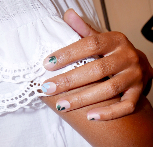 Τα πιο διακριτικά nail arts της σεζόν για το επόμενο μανικιούρ σου Τα πιο διακριτικά nail arts της σεζόν για το επόμενο μανικιούρ σου