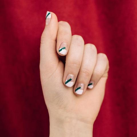 Τα πιο διακριτικά nail arts της σεζόν για το επόμενο μανικιούρ σου Τα πιο διακριτικά nail arts της σεζόν για το επόμενο μανικιούρ σου