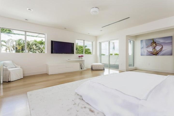 Ένα σπίτι - όνειρο! Η έπαυλη της Shakira στην παραλία του Μαϊάμι αξίζει και τα 11,5 εκατομμύριά της Ένα σπίτι - όνειρο! Η έπαυλη της Shakira στην παραλία του Μαϊάμι αξίζει και τα 11,5 εκατομμύριά της