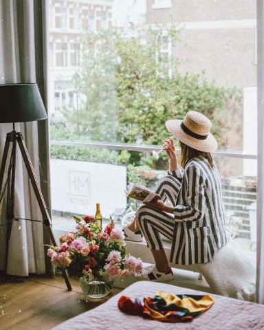 Η fashion blogger που θα σου φτιάξει τη διάθεση και το στιλ σου Η fashion blogger που θα σου φτιάξει τη διάθεση και το στιλ σου