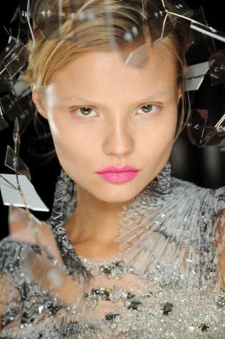 Natural eye makeup: Ιδέες για να υιοθετήσεις το πιο φυσικό μακιγιάζ του καλοκαιριού Natural eye makeup: Ιδέες για να υιοθετήσεις το πιο φυσικό μακιγιάζ του καλοκαιριού