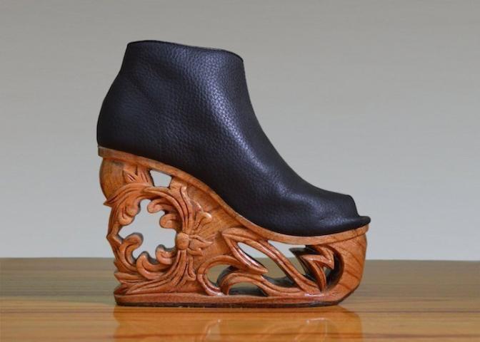 Τα παπούτσια με τα πιο περίτεχνα τακούνια που έχετε δει Τα παπούτσια με τα πιο περίτεχνα τακούνια που έχετε δει