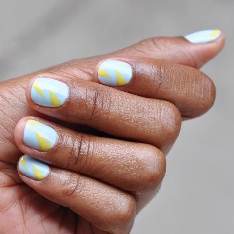 8 αναπάντεχοι τρόποι να χρησιμοποιήσεις το κίτρινο στο μανικιούρ σου 8 αναπάντεχοι τρόποι να χρησιμοποιήσεις το κίτρινο στο μανικιούρ σου