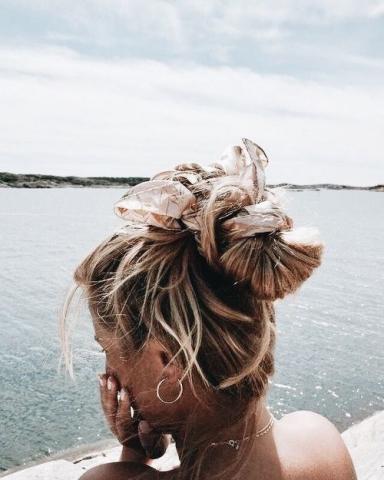 5 ιδέες για να έχεις cool hairstyle στην παραλία 5 ιδέες για να έχεις cool hairstyle στην παραλία