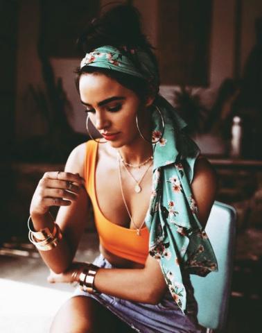 5 ιδέες για να έχεις cool hairstyle στην παραλία 5 ιδέες για να έχεις cool hairstyle στην παραλία