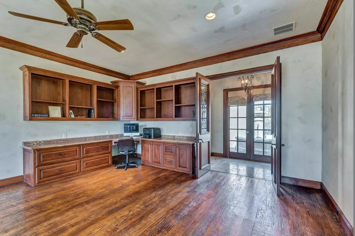 Η Selena Gomez έχει το ωραιότερο celebrity σπίτι και δεν καταλαβαίνουμε γιατί το πουλάει Η Selena Gomez έχει το ωραιότερο celebrity σπίτι και δεν καταλαβαίνουμε γιατί το πουλάει