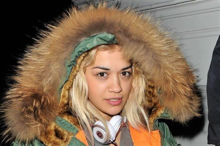 10 φορές που η εντυπωσιακή Rita Ora κυκλοφόρησε χωρίς μακιγιάζ 10 φορές που η εντυπωσιακή Rita Ora κυκλοφόρησε χωρίς μακιγιάζ