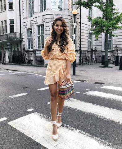 Τα παπούτσια που μπορείς ακόμα να δοκιμάσεις στο καλοκαιρινό σου στιλ Τα παπούτσια που μπορείς ακόμα να δοκιμάσεις στο καλοκαιρινό σου στιλ