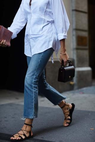 Τα παπούτσια που μπορείς ακόμα να δοκιμάσεις στο καλοκαιρινό σου στιλ Τα παπούτσια που μπορείς ακόμα να δοκιμάσεις στο καλοκαιρινό σου στιλ