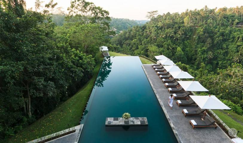 Οι πιο εντυπωσιακές πισίνες στον κόσμο Οι πιο εντυπωσιακές πισίνες στον κόσμο