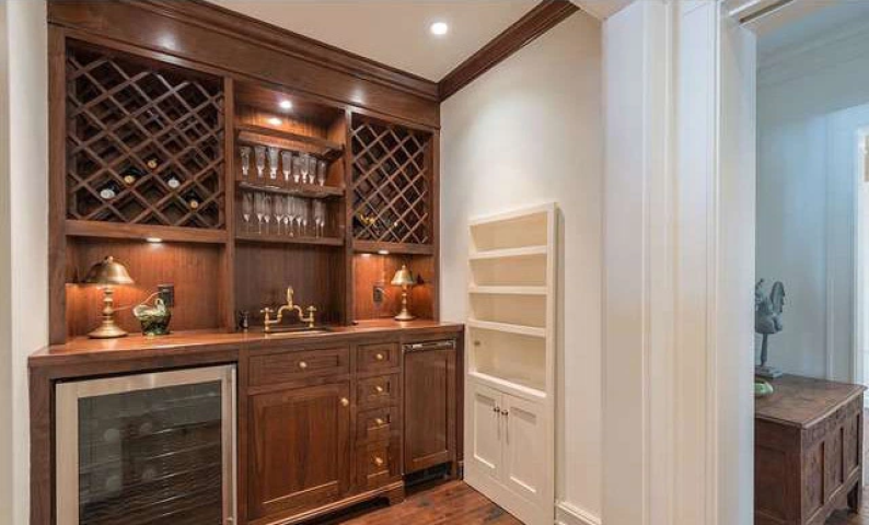 Η έπαυλη της Adele στο Beverly Hills κοστίζει μόλις (!) 10 εκατομμύρια δολάρια Η έπαυλη της Adele στο Beverly Hills κοστίζει μόλις (!) 10 εκατομμύρια δολάρια