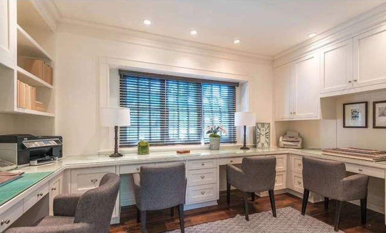 Η έπαυλη της Adele στο Beverly Hills κοστίζει μόλις (!) 10 εκατομμύρια δολάρια Η έπαυλη της Adele στο Beverly Hills κοστίζει μόλις (!) 10 εκατομμύρια δολάρια