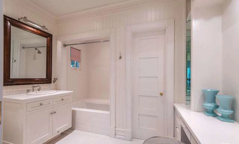 Η έπαυλη της Adele στο Beverly Hills κοστίζει μόλις (!) 10 εκατομμύρια δολάρια Η έπαυλη της Adele στο Beverly Hills κοστίζει μόλις (!) 10 εκατομμύρια δολάρια