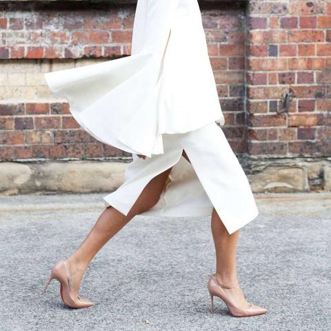 Αυτά τα παπούτσια θα κάνουν τα πόδια σου να δείχνουν ψηλότερα Αυτά τα παπούτσια θα κάνουν τα πόδια σου να δείχνουν ψηλότερα