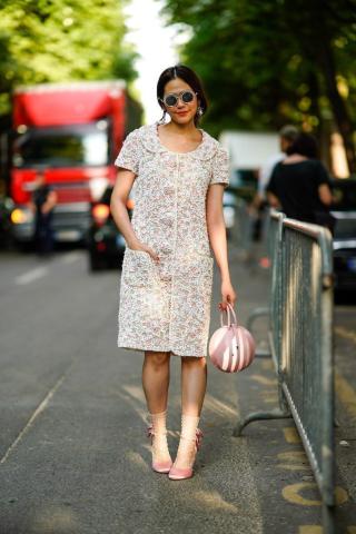 Fall trend: Οι κάλτσες γίνονται το επίκεντρο των fashionable εμφανίσεων Fall trend: Οι κάλτσες γίνονται το επίκεντρο των fashionable εμφανίσεων