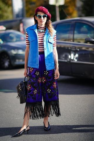 Το αξεσουάρ που φορέθηκε τον περσινό χειμώνα και θα συνεχίσει αυτή τη σεζόν Το αξεσουάρ που φορέθηκε τον περσινό χειμώνα και θα συνεχίσει αυτή τη σεζόν