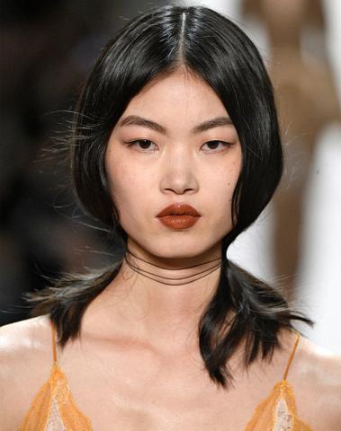 Αυτά είναι τα makeup trends που θα κυριαρχήσουν το φθινόπωρο Αυτά είναι τα makeup trends που θα κυριαρχήσουν το φθινόπωρο