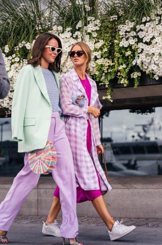 Οι πιο to the point συνδυασμοί με τις παστέλ αποχρώσεις Οι πιο to the point συνδυασμοί με τις παστέλ αποχρώσεις