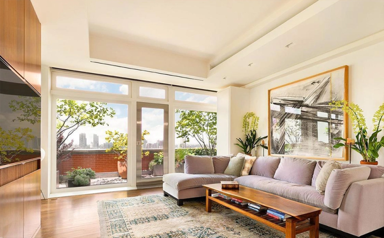 Σε εξωπραγματική τιμή πωλείται το penthouse της Meryl Streep στη Νέα Υόρκη Σε εξωπραγματική τιμή πωλείται το penthouse της Meryl Streep στη Νέα Υόρκη