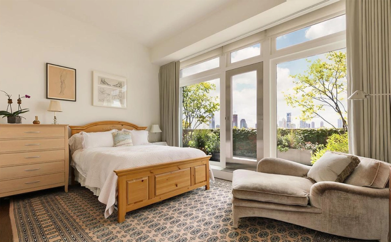 Σε εξωπραγματική τιμή πωλείται το penthouse της Meryl Streep στη Νέα Υόρκη Σε εξωπραγματική τιμή πωλείται το penthouse της Meryl Streep στη Νέα Υόρκη