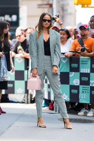 Back to basics: Πώς θα ανανεώσεις το φθινοπωρινό σου office look Back to basics: Πώς θα ανανεώσεις το φθινοπωρινό σου office look