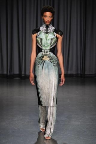 Η υπέροχη Μary Katrantzou ανεβάζει τον πήχη σε άλλο στιλιστικό level Η υπέροχη Μary Katrantzou ανεβάζει τον πήχη σε άλλο στιλιστικό level