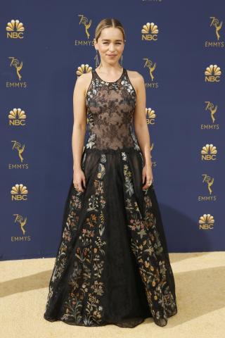 Emmy Awards 2018: Οι καλύτερες εμφανίσεις και τα παρελκόμενα Emmy Awards 2018: Οι καλύτερες εμφανίσεις και τα παρελκόμενα