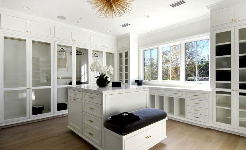 Η νέα έπαυλη του Ben Affleck στο Los Angeles στοίχισε μόνο ( ! ) 19,2 εκατομμύρια δολάρια Η νέα έπαυλη του Ben Affleck στο Los Angeles στοίχισε μόνο ( ! ) 19,2 εκατομμύρια δολάρια