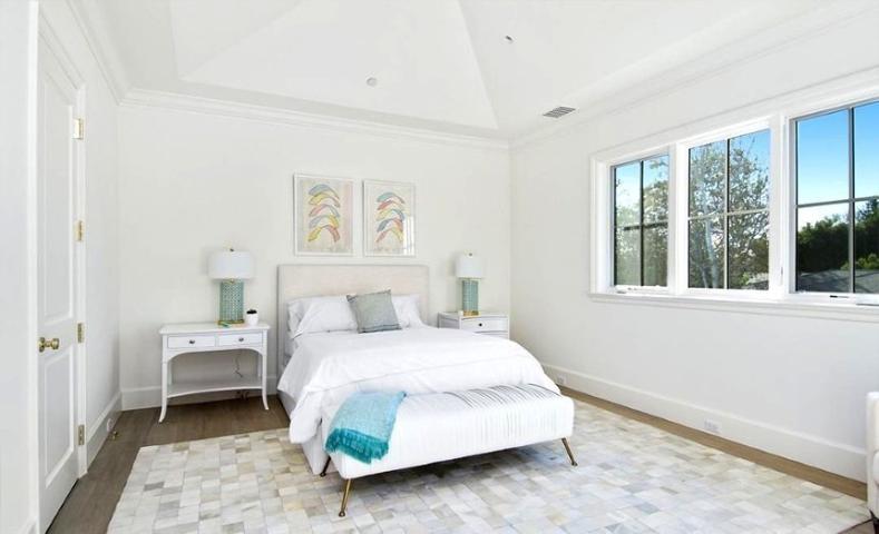 Η νέα έπαυλη του Ben Affleck στο Los Angeles στοίχισε μόνο ( ! ) 19,2 εκατομμύρια δολάρια Η νέα έπαυλη του Ben Affleck στο Los Angeles στοίχισε μόνο ( ! ) 19,2 εκατομμύρια δολάρια