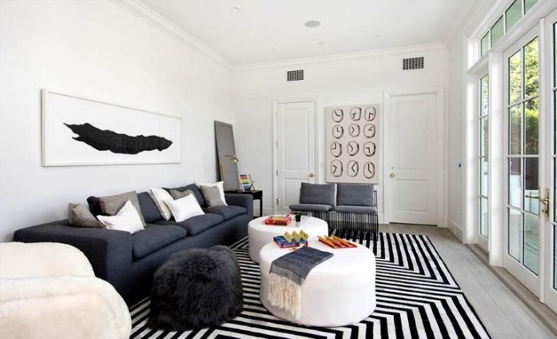 Η νέα έπαυλη του Ben Affleck στο Los Angeles στοίχισε μόνο ( ! ) 19,2 εκατομμύρια δολάρια Η νέα έπαυλη του Ben Affleck στο Los Angeles στοίχισε μόνο ( ! ) 19,2 εκατομμύρια δολάρια